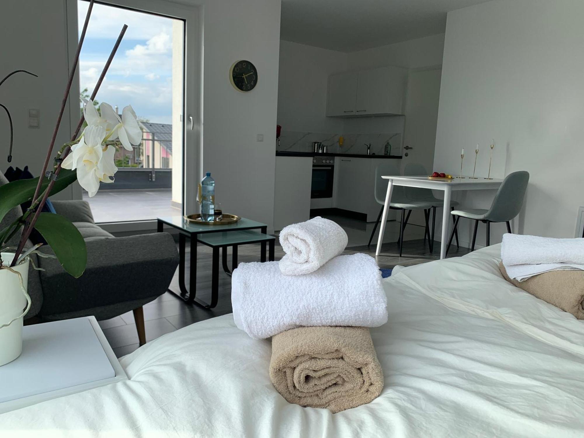 Weisses Haus Apartment Герасдорф бей Виен Екстериор снимка