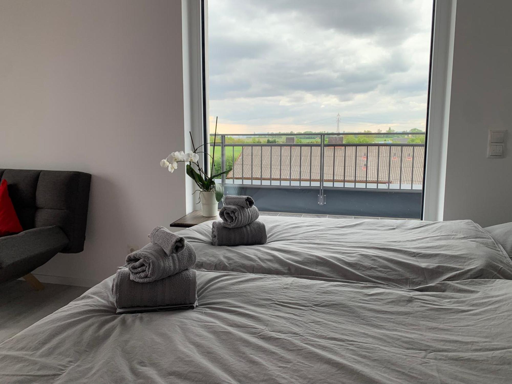 Weisses Haus Apartment Герасдорф бей Виен Екстериор снимка