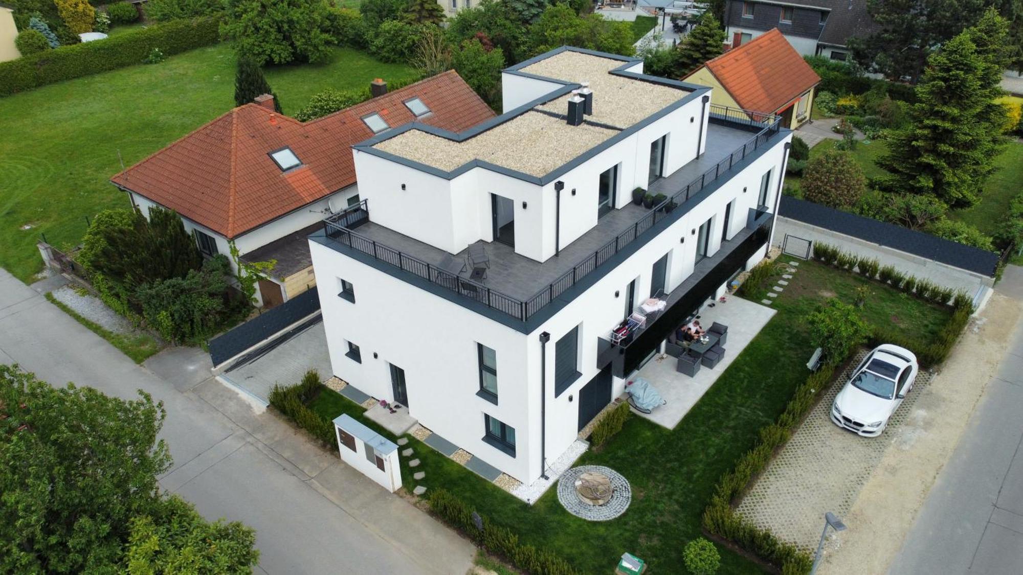 Weisses Haus Apartment Герасдорф бей Виен Екстериор снимка