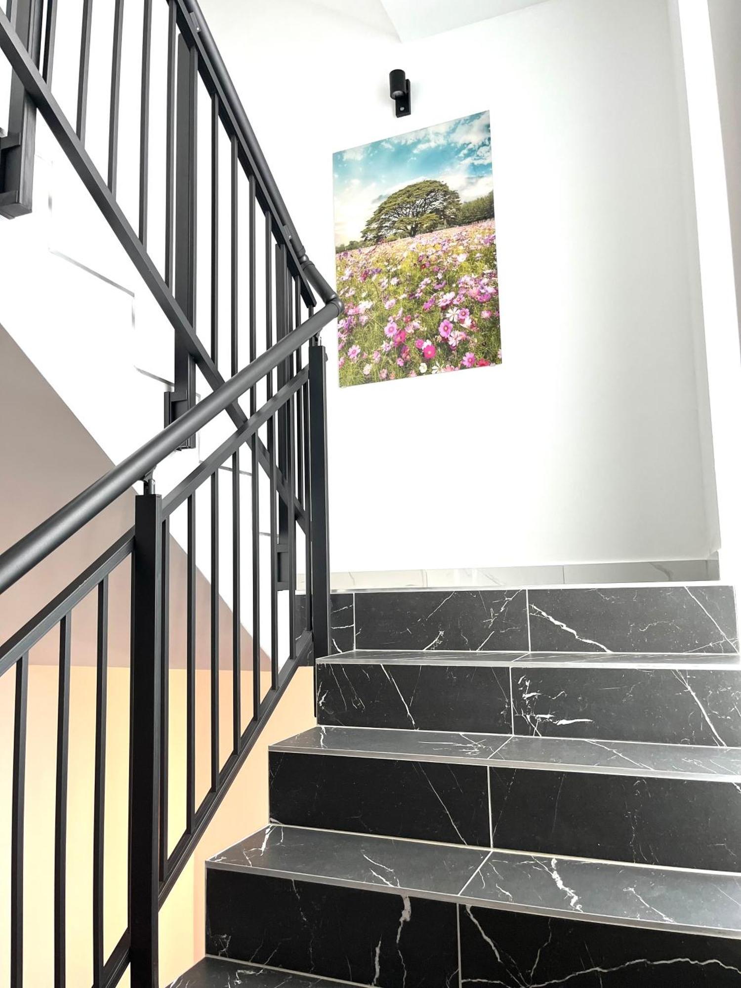 Weisses Haus Apartment Герасдорф бей Виен Екстериор снимка