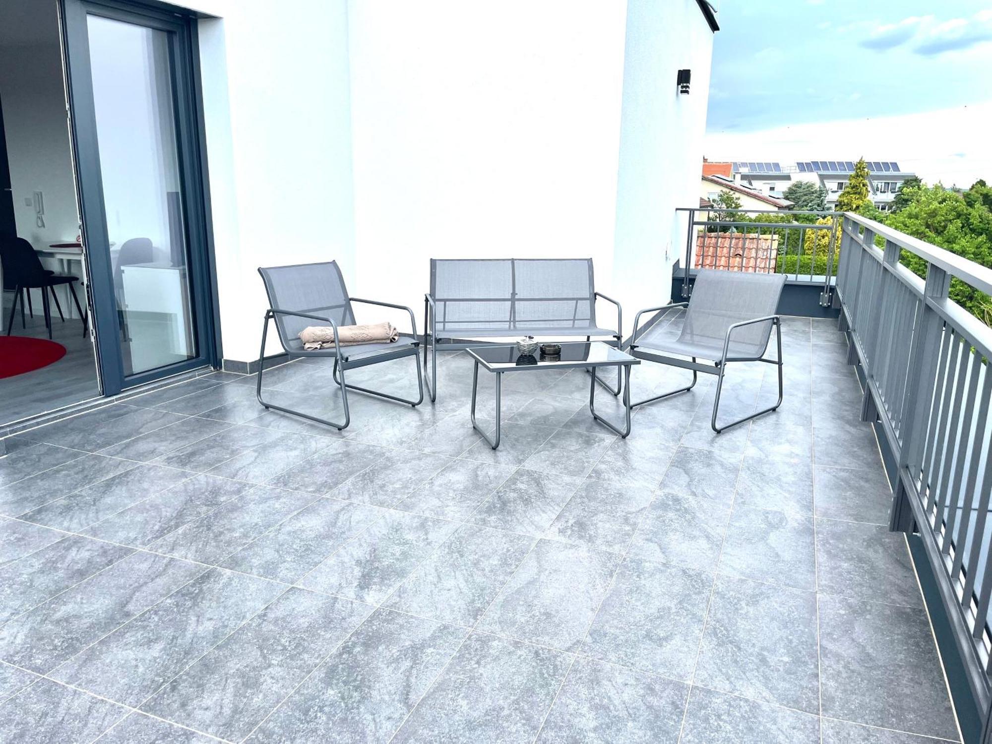 Weisses Haus Apartment Герасдорф бей Виен Екстериор снимка