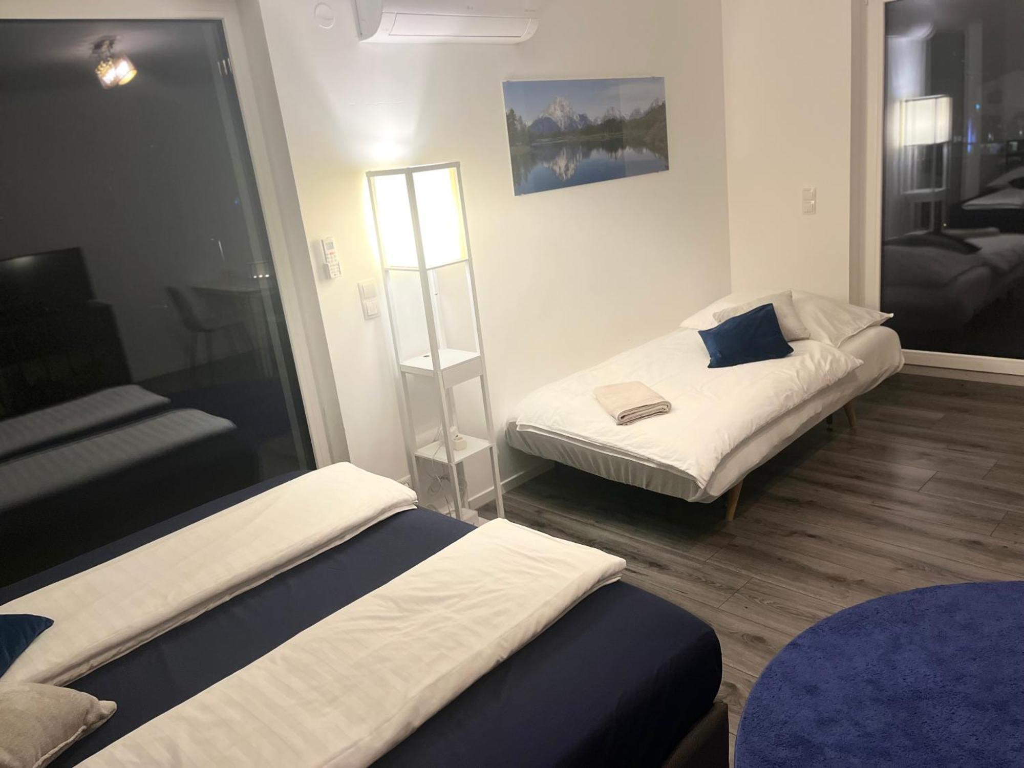 Weisses Haus Apartment Герасдорф бей Виен Екстериор снимка